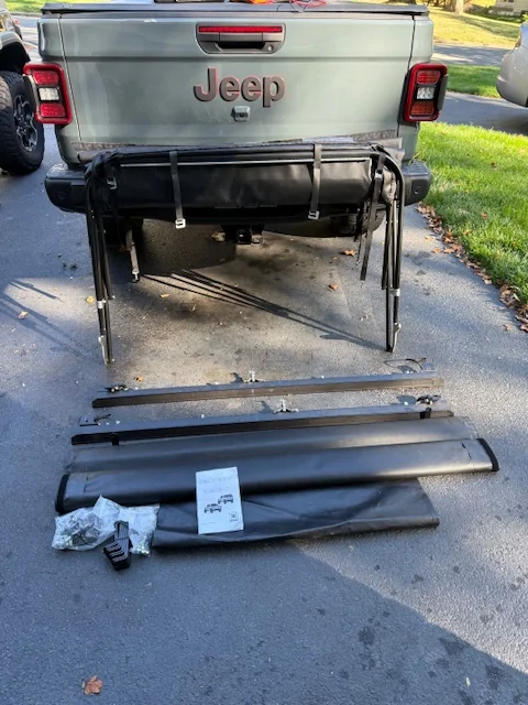 Jeep Gladiator Fas-Top Traveler Soft Topper and Tonneau Cover - $500 IMG_3070