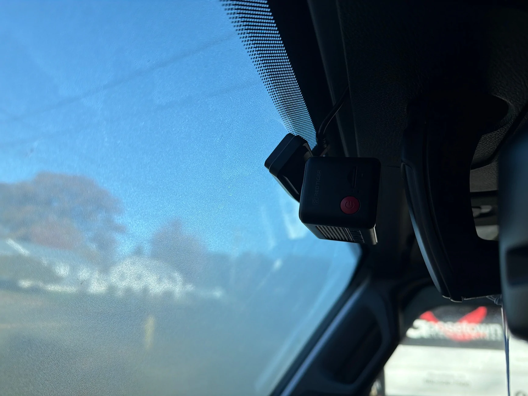 Jeep Gladiator Dashboard mounted dash cam - Need suggestions imag
