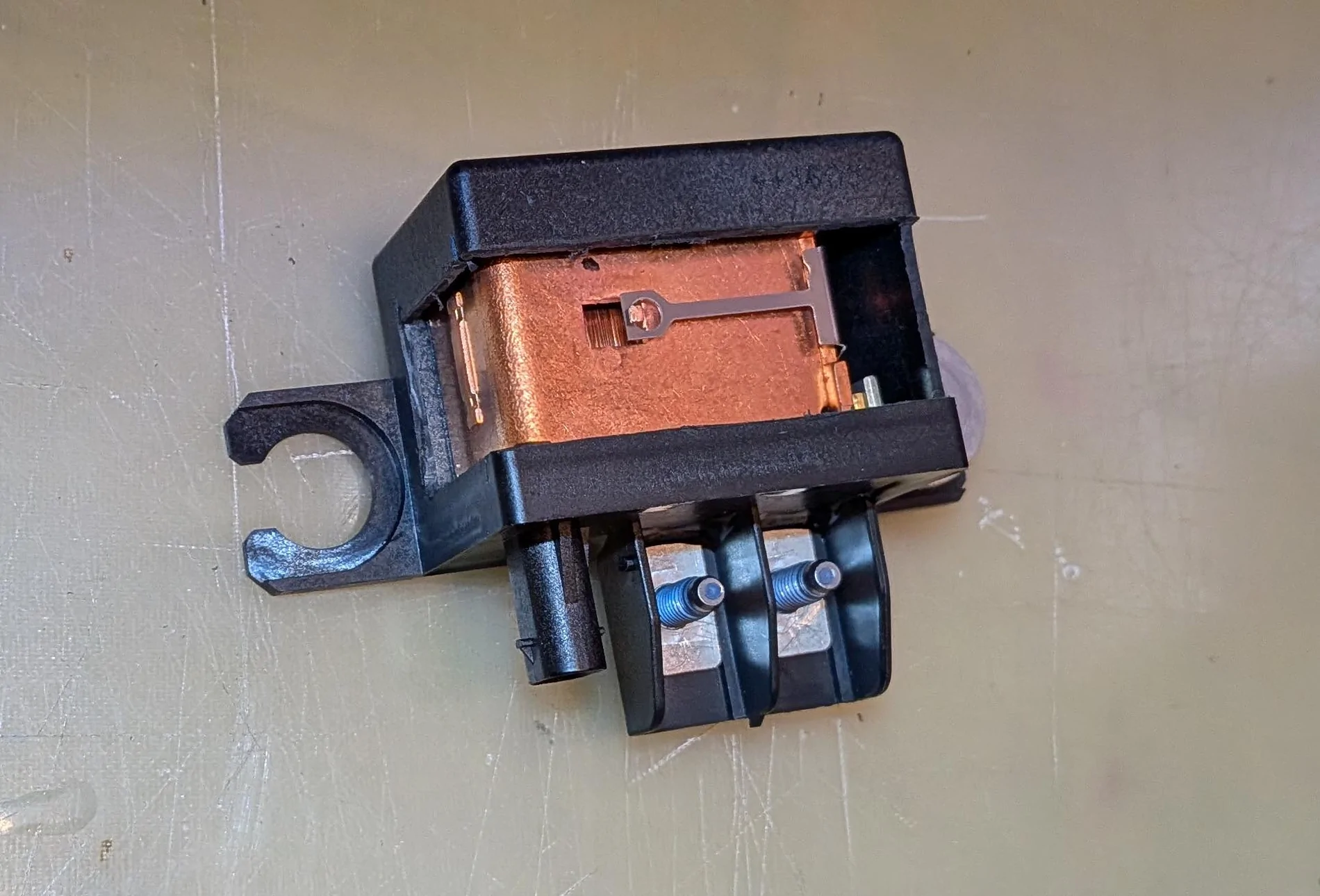 Jeep Gladiator Are the batteries really isolated during ESS stops? pcr