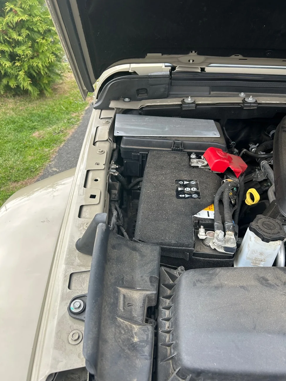 Jeep Gladiator Jeep gladiator snow plow relay switch and relay box location IMG_9995