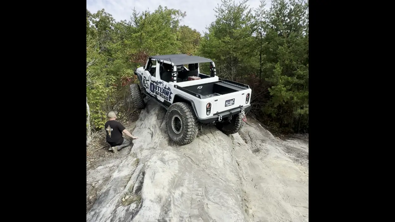 Jeep Gladiator What did you do WITH your Gladiator today? Frame-04654