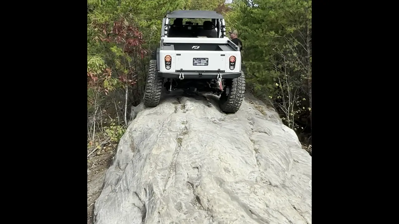 Jeep Gladiator What did you do WITH your Gladiator today? Frame-06894