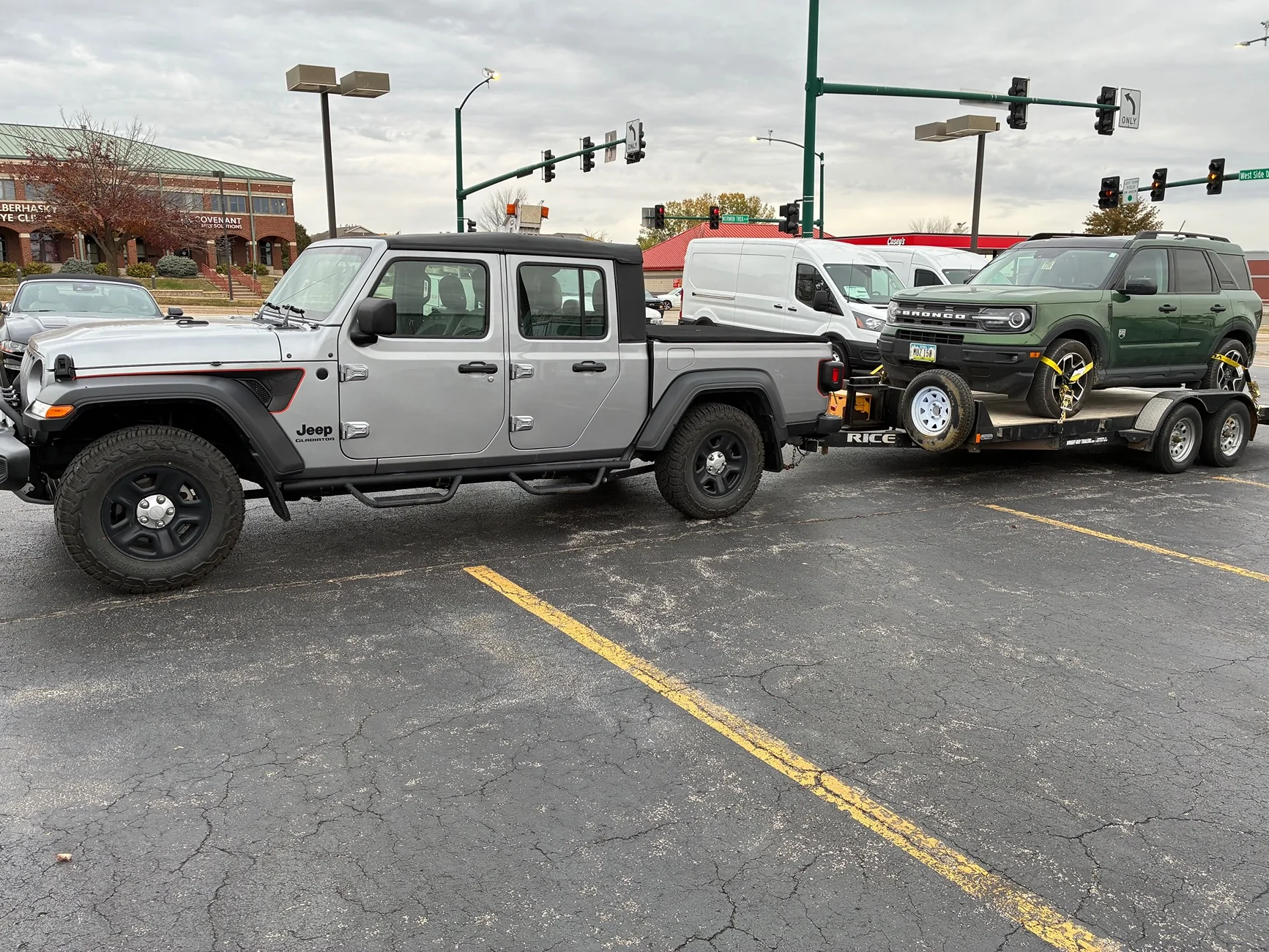 Jeep Gladiator So, what is everybody towing? IMG_3938