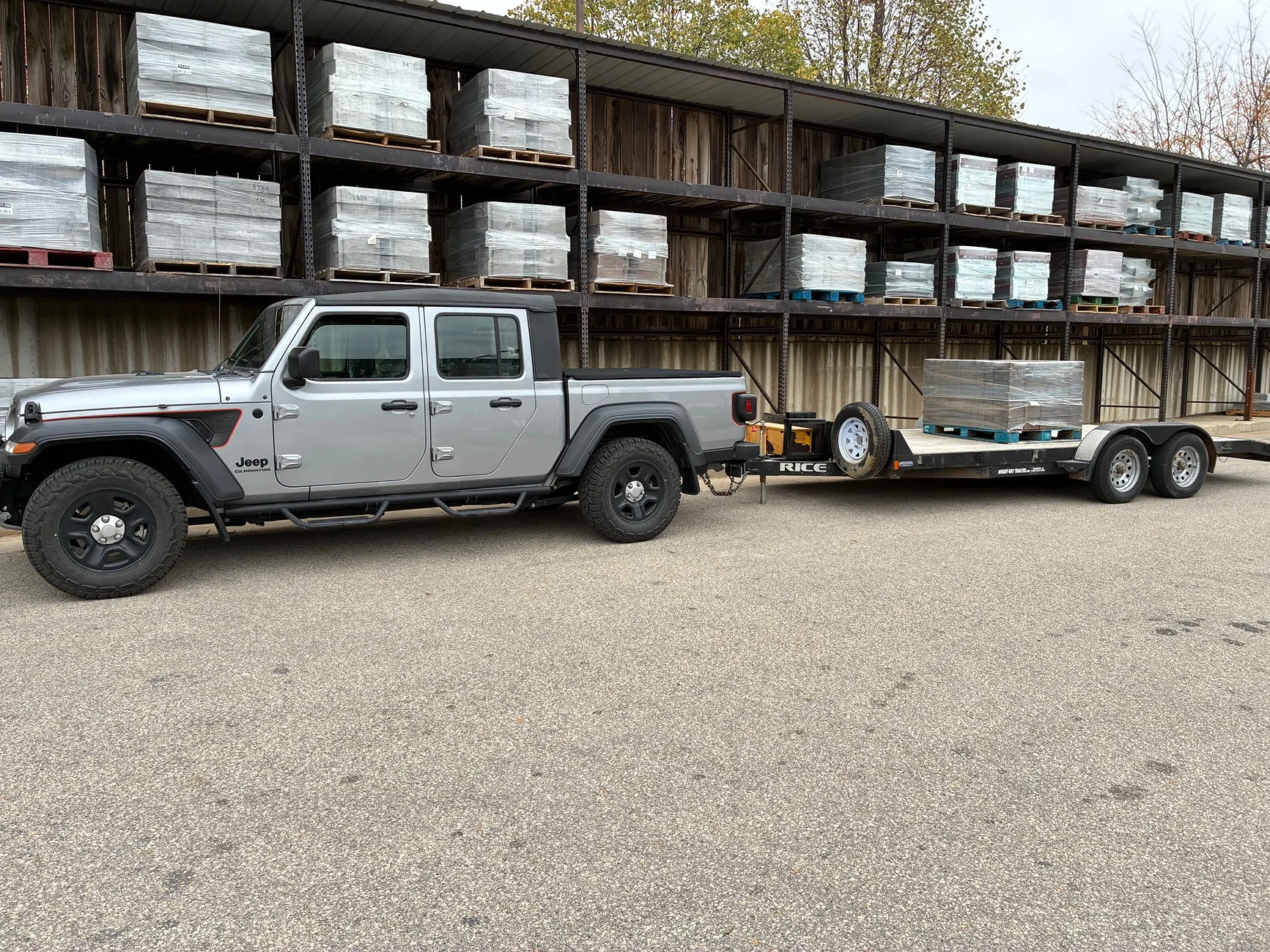 Jeep Gladiator So, what is everybody towing? IMG_3939