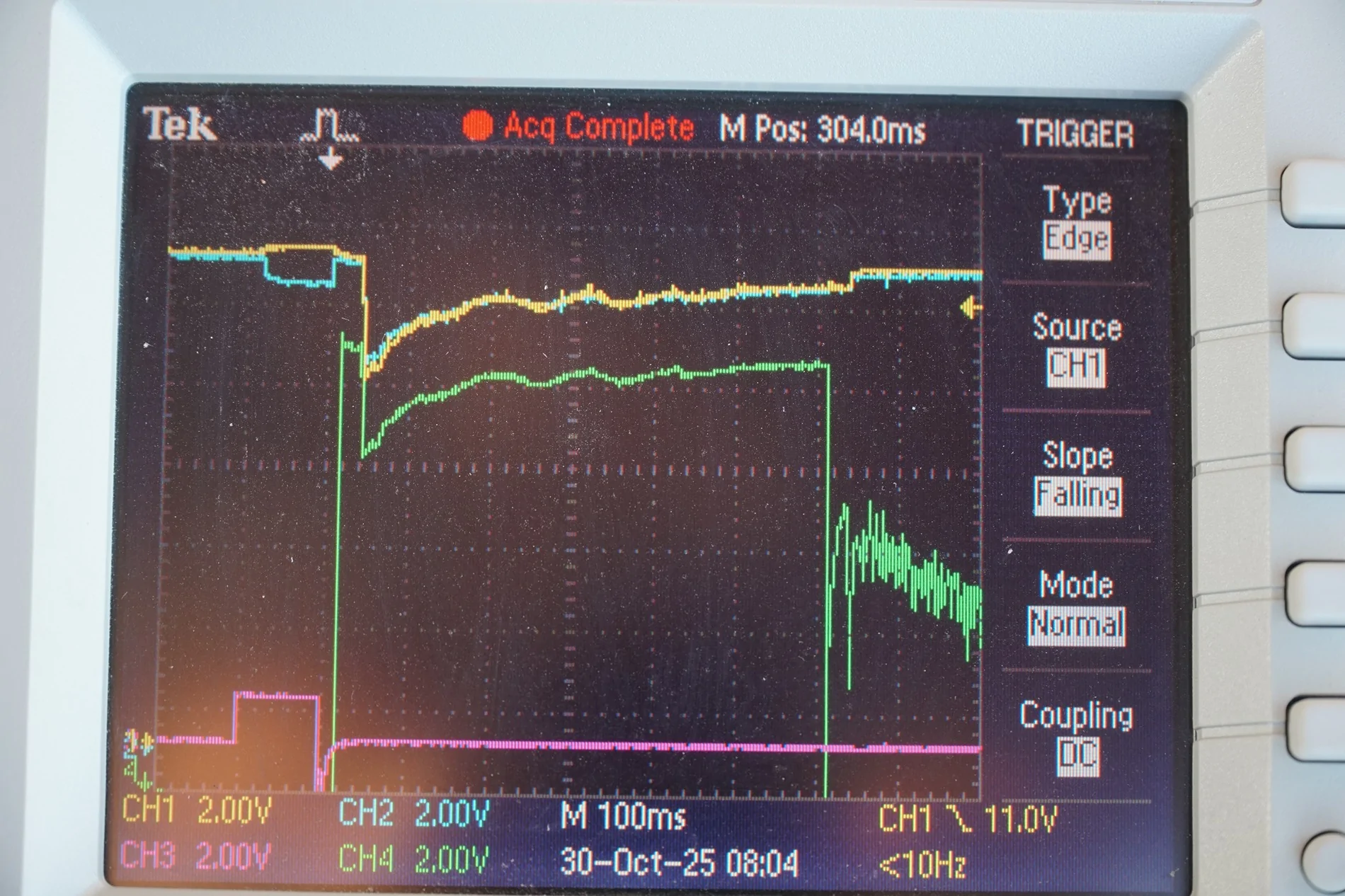 Jeep Gladiator Are the batteries really isolated during ESS stops? DSC05440