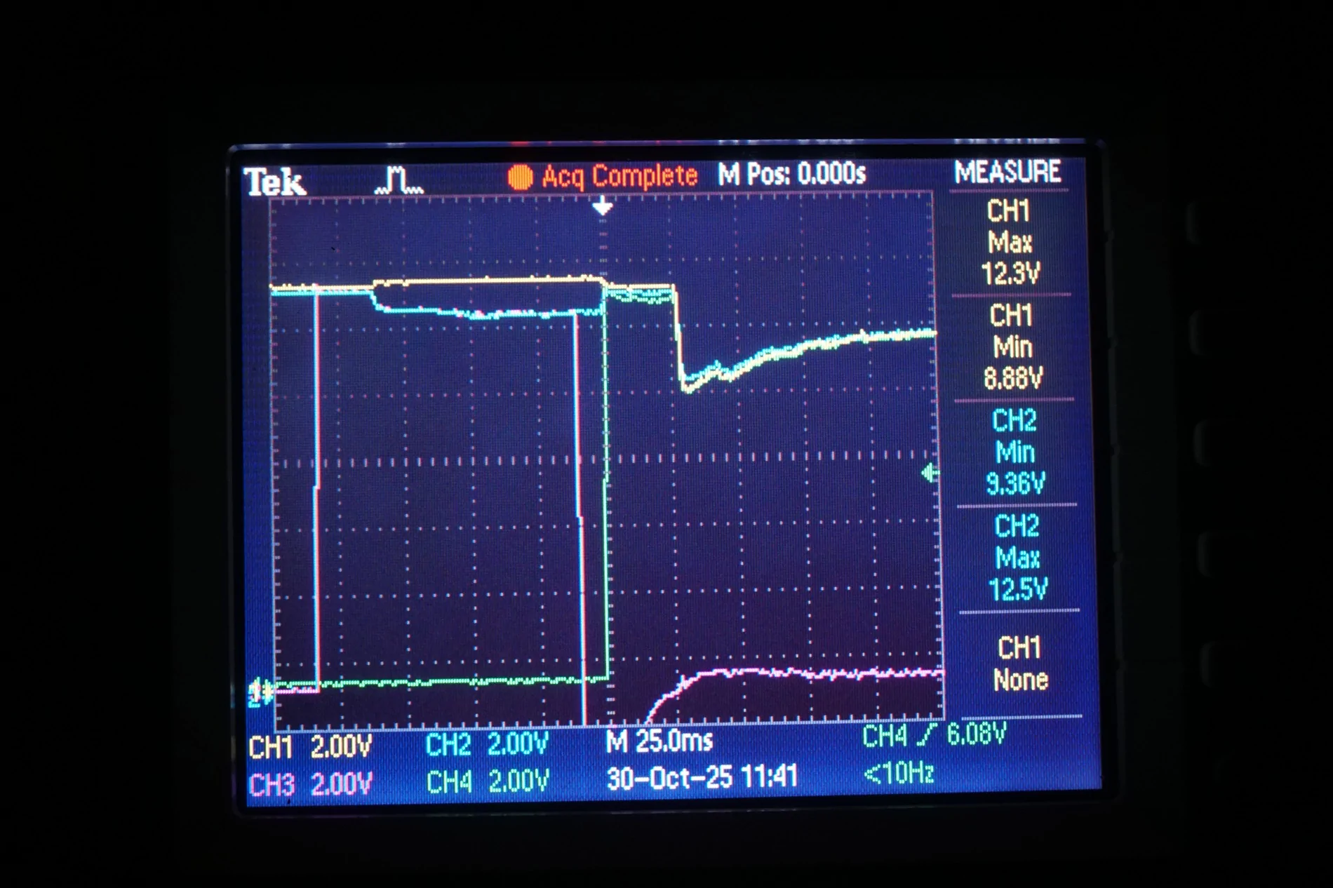 Jeep Gladiator Are the batteries really isolated during ESS stops? DSC05461