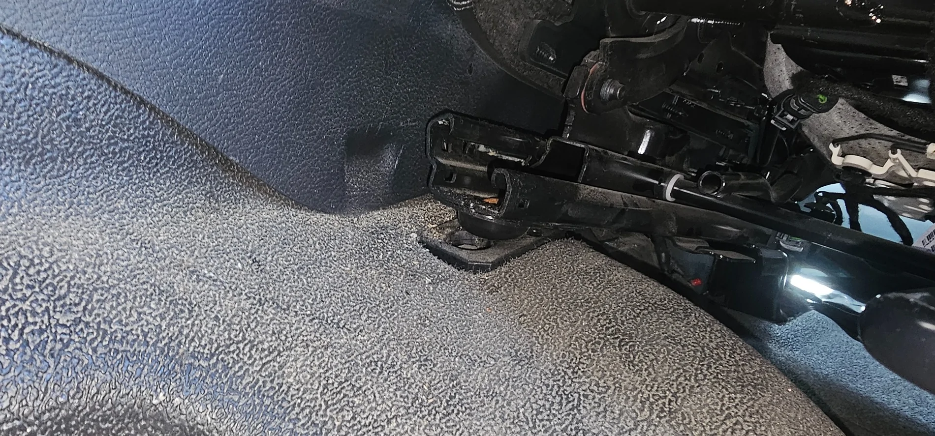 Jeep Gladiator Armorlite and SeatJackers 20251102_110537