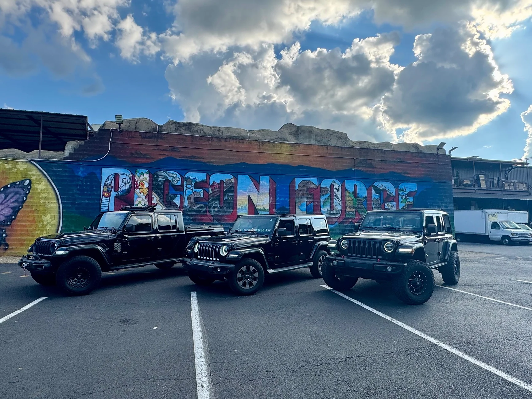 Jeep Gladiator Jeeps Parking Next To Jeeps IMG_6671