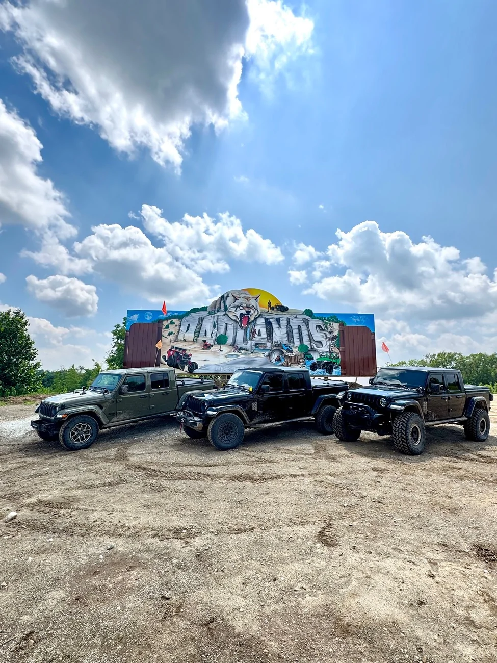 Jeep Gladiator Jeeps Parking Next To Jeeps IMG_6033
