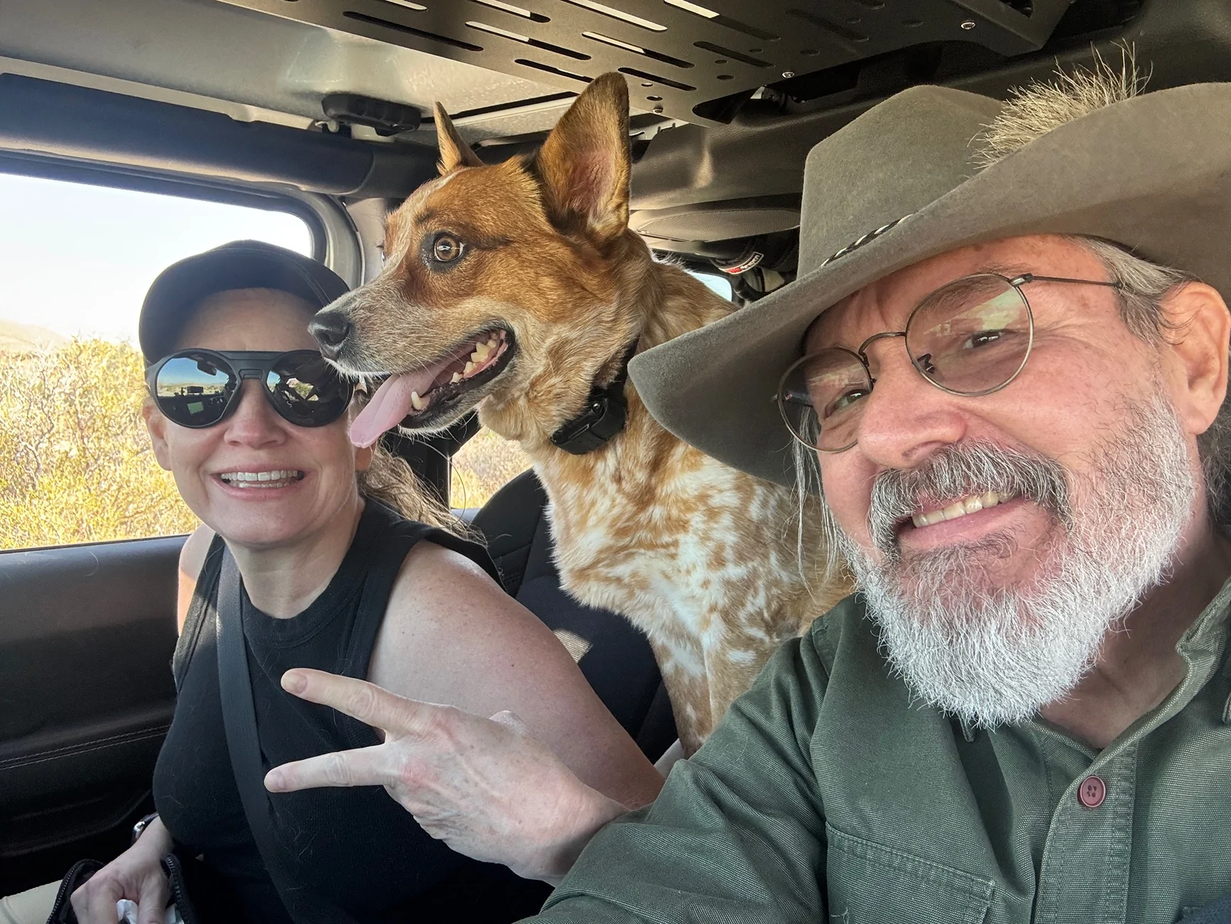 Jeep Gladiator Let’s see your pets cause they are the best companion you can have!!!!! IMG_5891