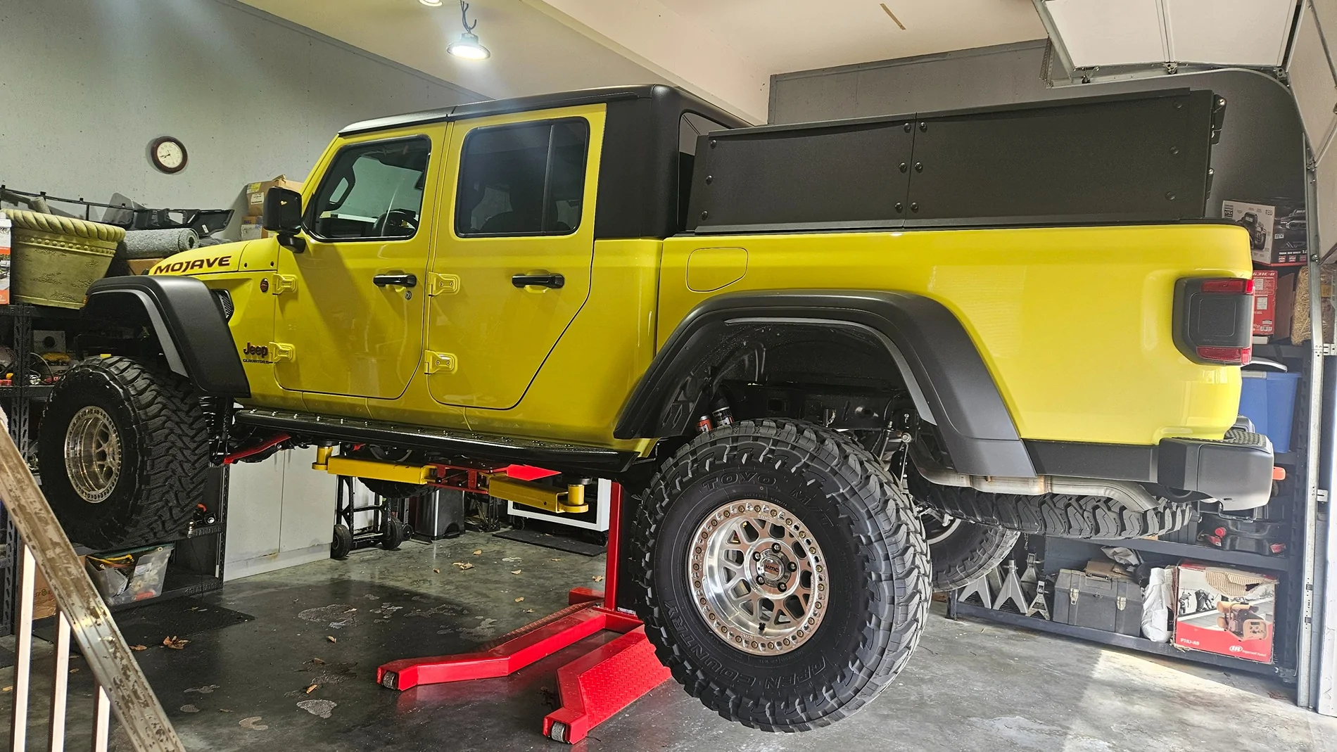 Jeep Gladiator Rack To Hang Doors 20250402_135259