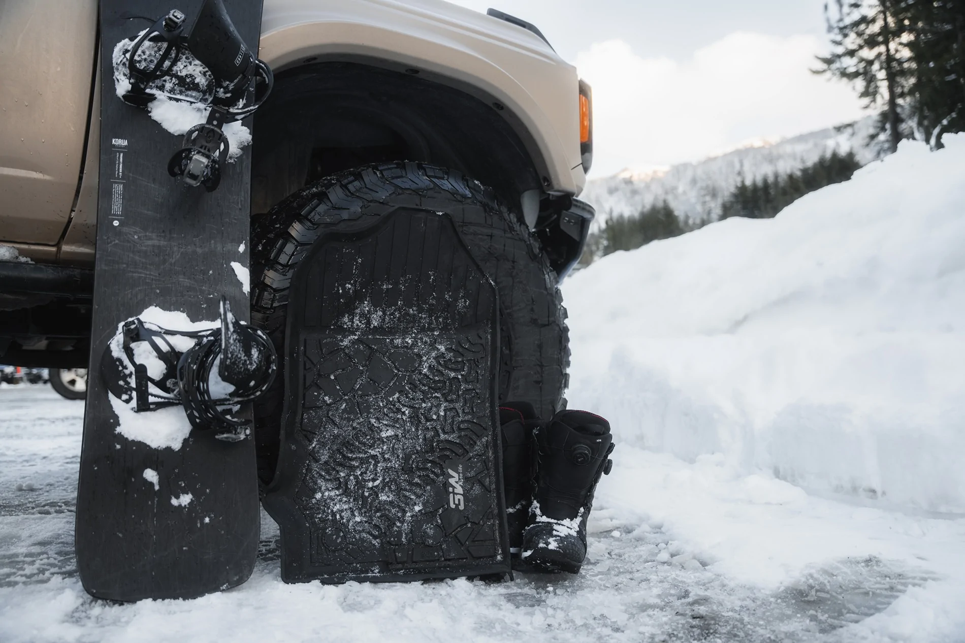 Jeep Gladiator Black Friday Preview: Winter’s almost here—keep your vehicle protected and save big 3WLiners Dec20241