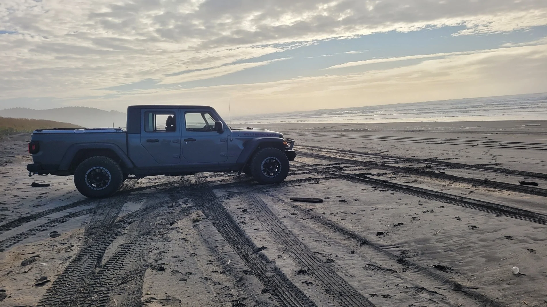 Jeep Gladiator What did you do WITH your Gladiator today? 20251107_144214~3