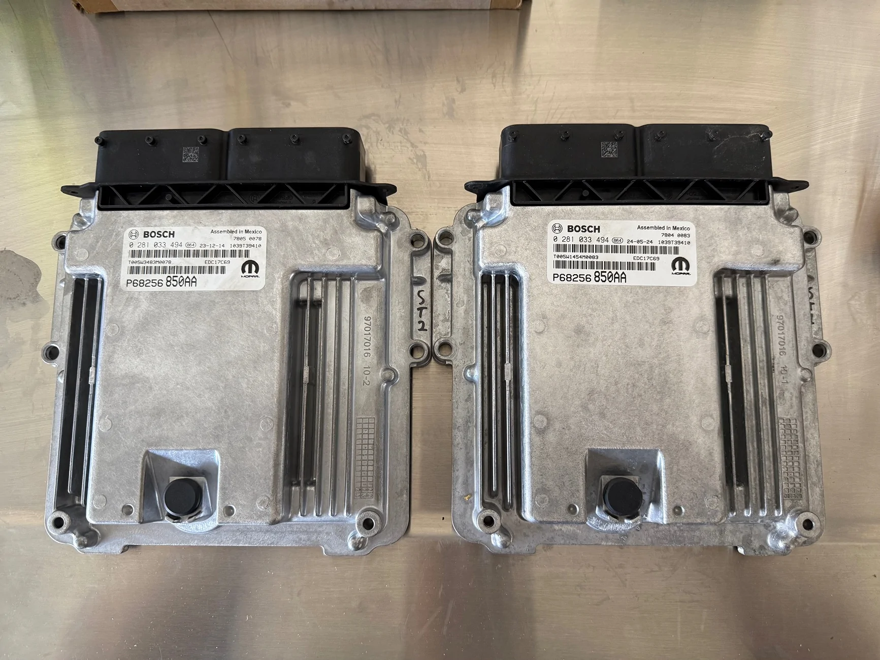 Jeep Gladiator 2x MOPAR Ecodiesel  PCM/ECU P68256850AA IMG_1281