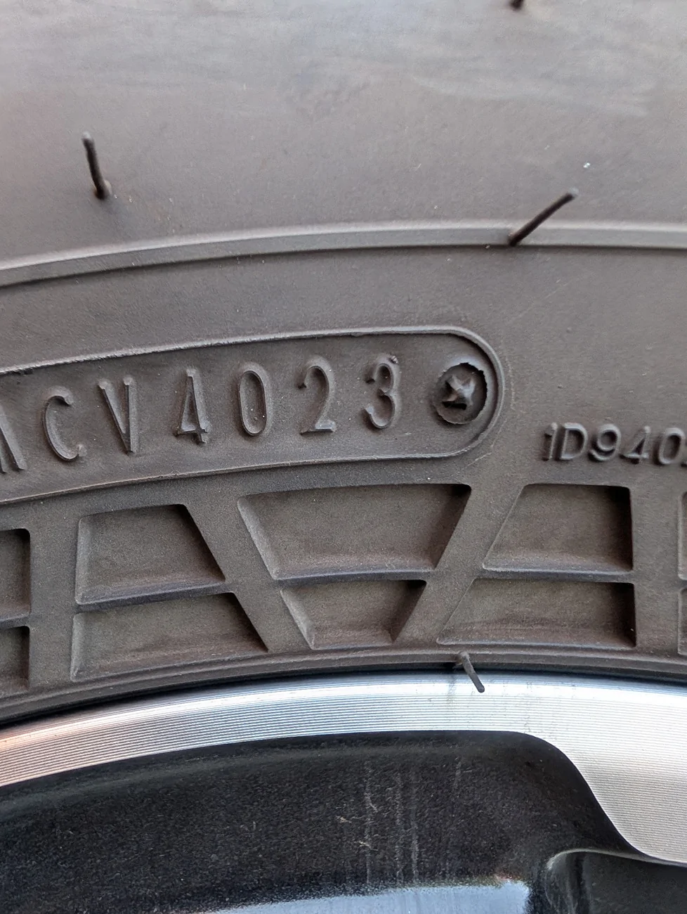 Jeep Gladiator $1,300 (set of 5) Rubicon Take-offs Falken Wildpeak M/T PXL_20251109_173448903.MP