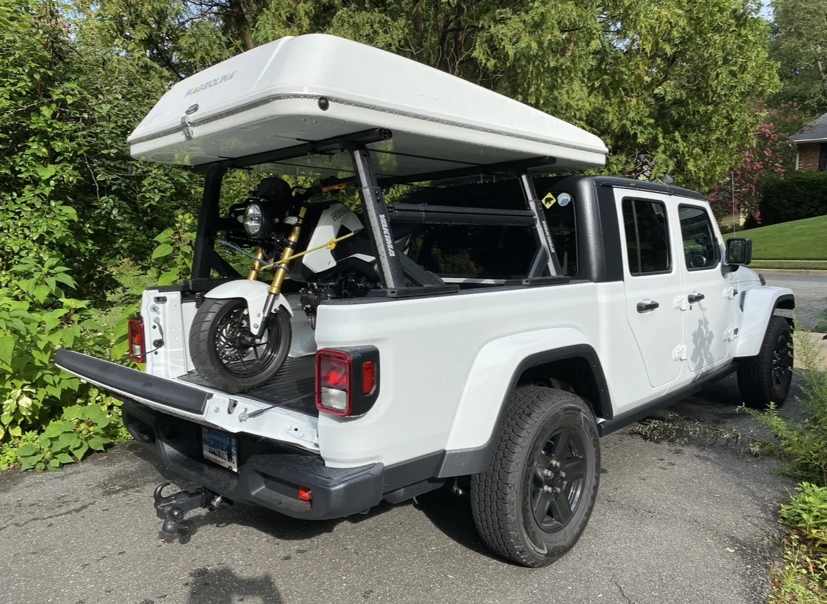 Jeep Gladiator Thule Xsporter Pro *OR* Yakima Overhaul HD?? IMG_8299