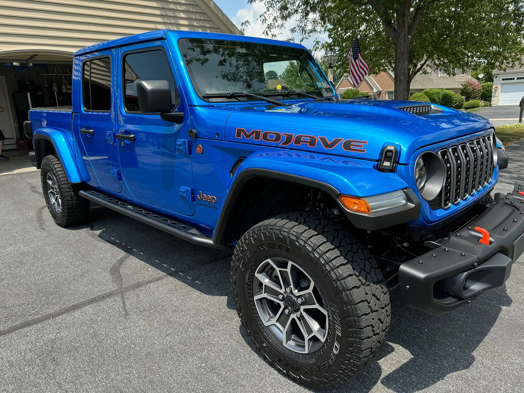 Jeep Gladiator Individual Steps vs Full Length Step Bar IMG_0939
