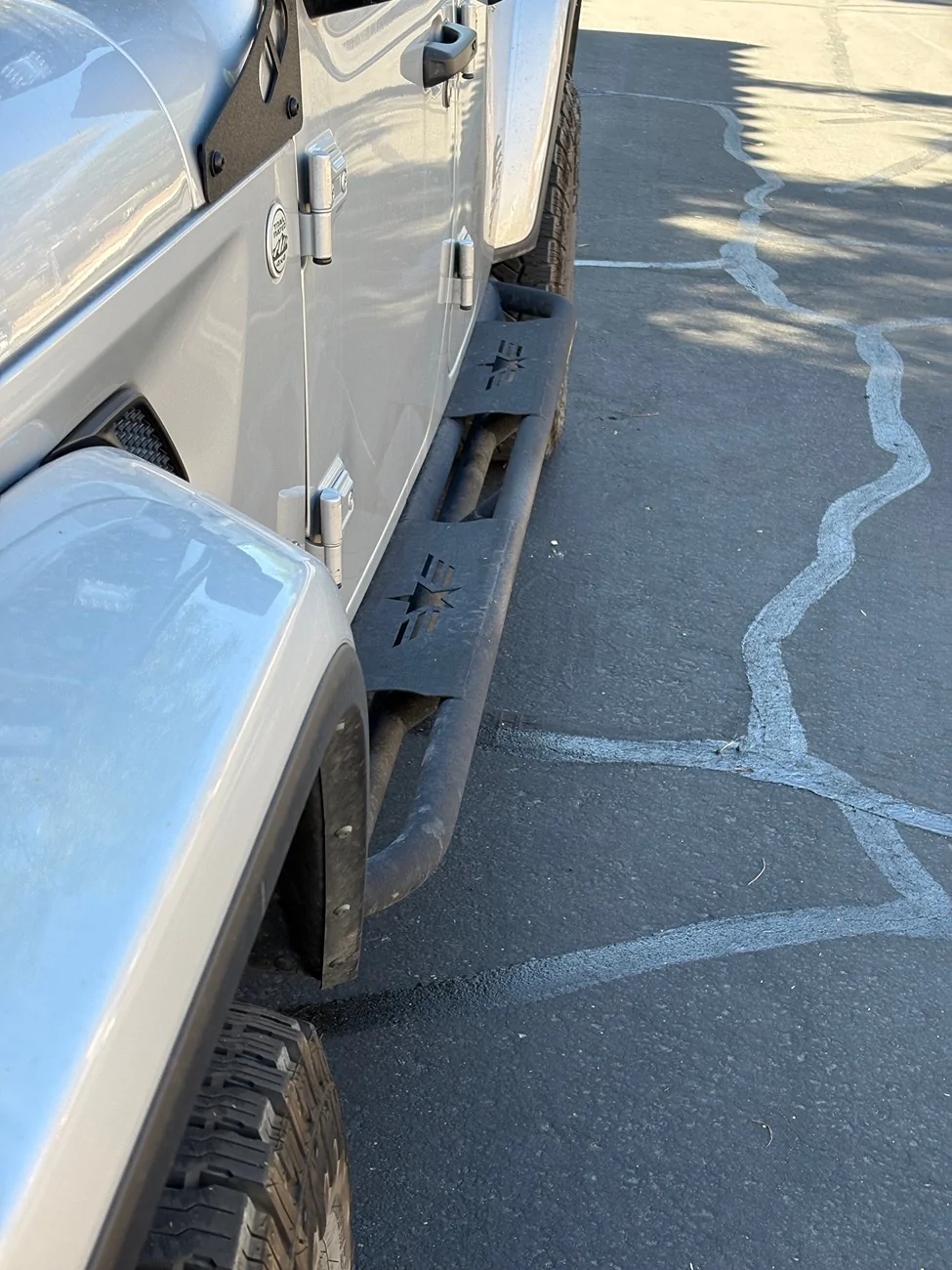 Jeep Gladiator Individual Steps vs Full Length Step Bar IMG_0623