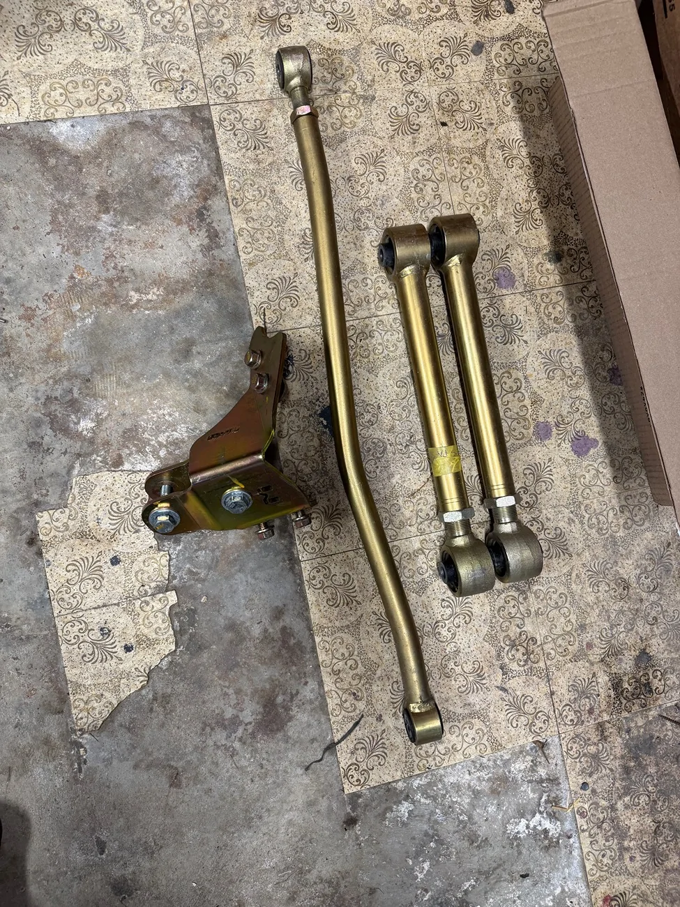 Jeep Gladiator Various Metalcloak suspension parts IMG_9568