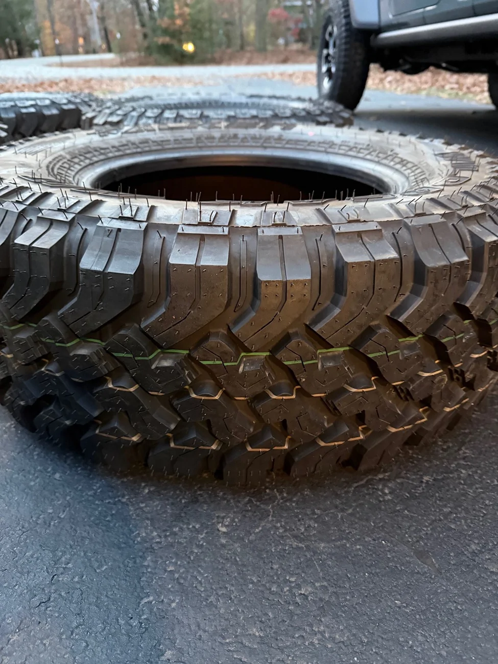 Jeep Gladiator Falken Wildpeak M/T Take-Offs 285/70r17 - 2025 Rubicon - Set of 5 ($1100) Tirepic3
