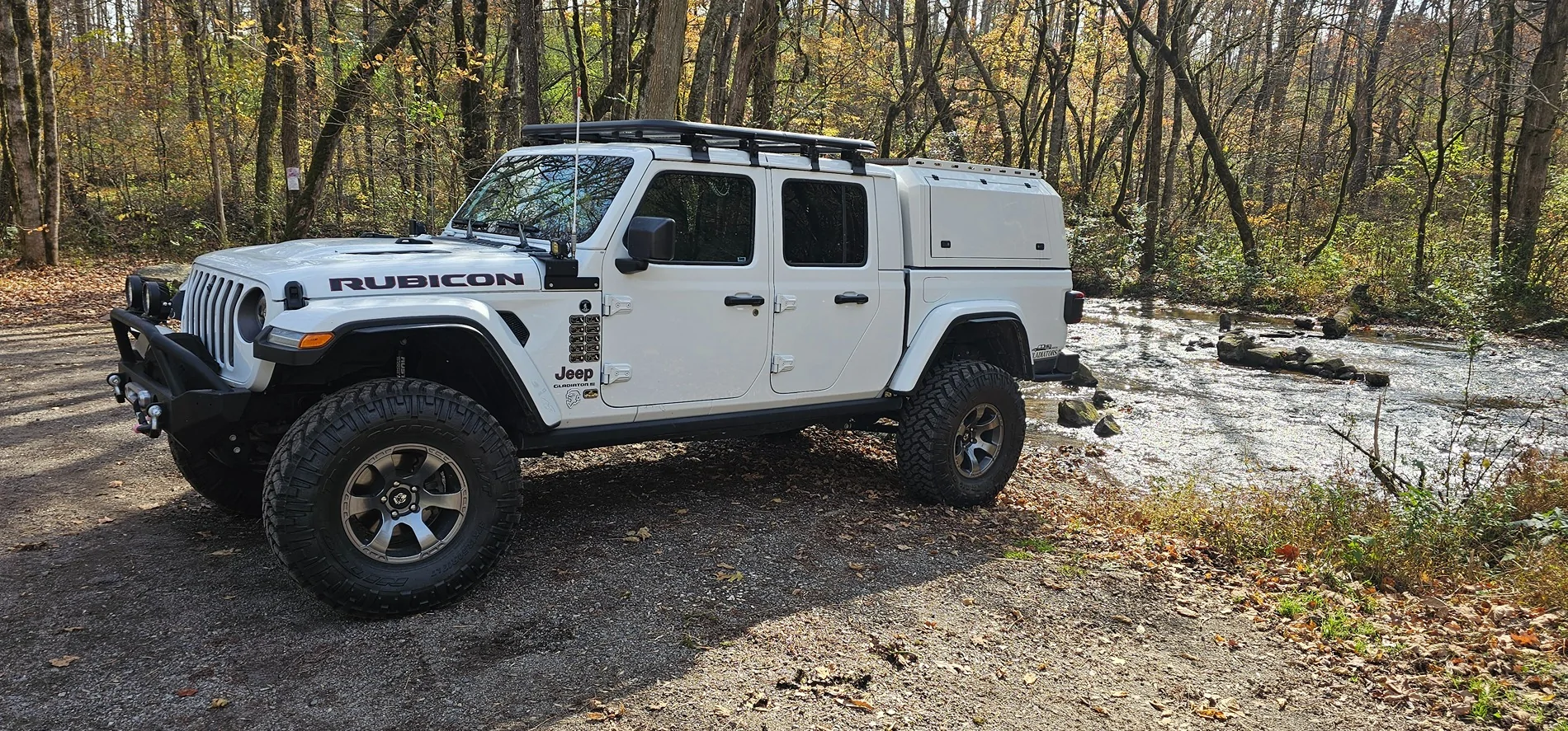 Jeep Gladiator We are Suckers 20251107_113056