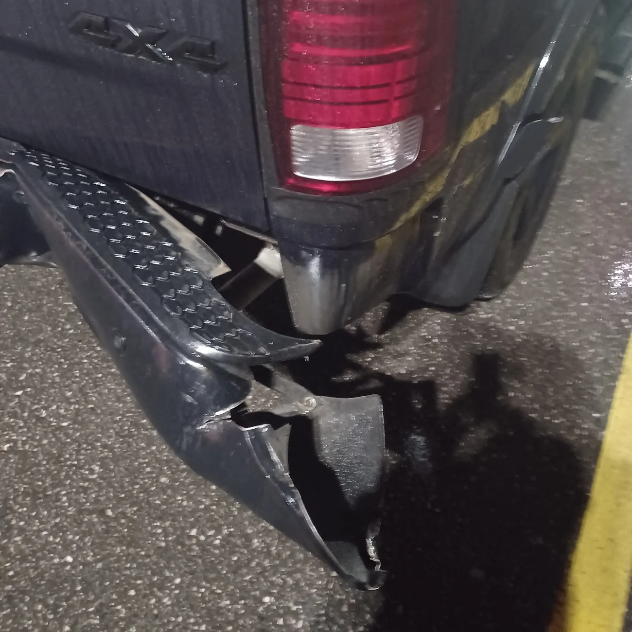 Jeep Gladiator Smoked a Moose 20251115_183625