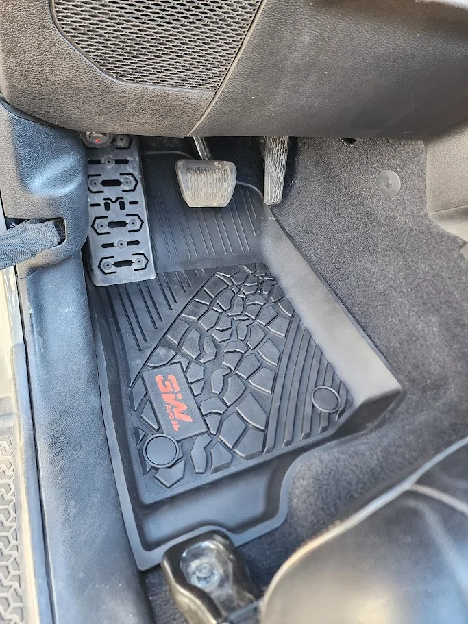 Jeep Gladiator 3Wliners floor liners mats - review plus Black Friday Giveaway 3