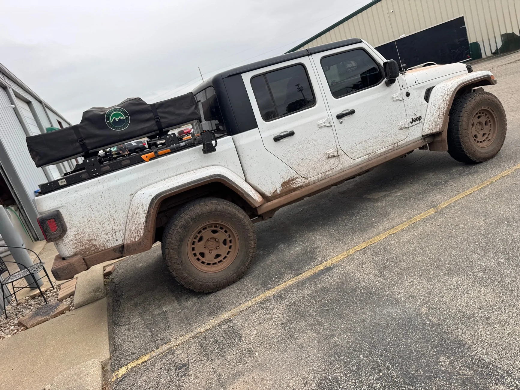 Jeep Gladiator BRIGHT WHITE Gladiator JT Club IMG_0020