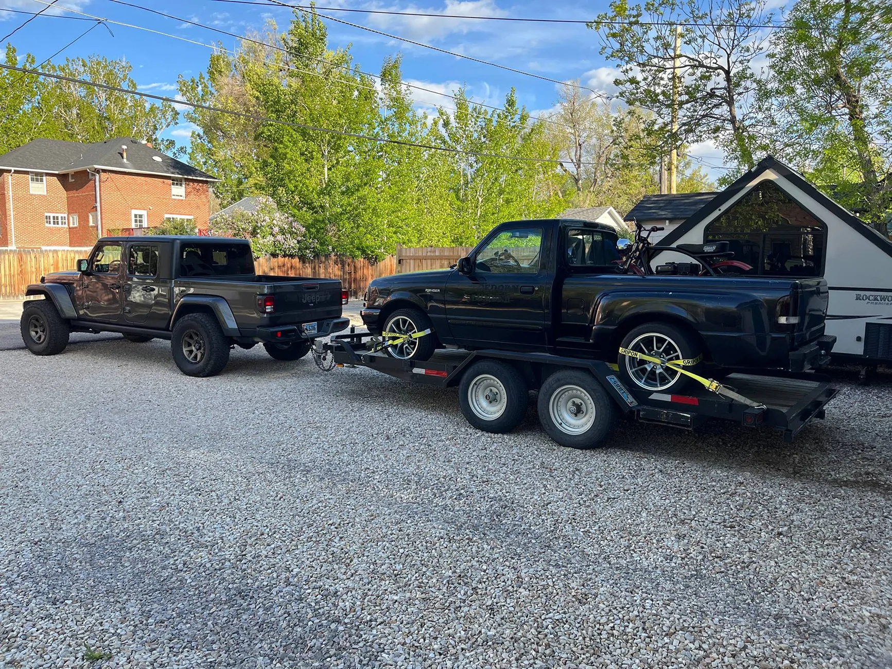 Jeep Gladiator So, what is everybody towing? cu_Q8L21