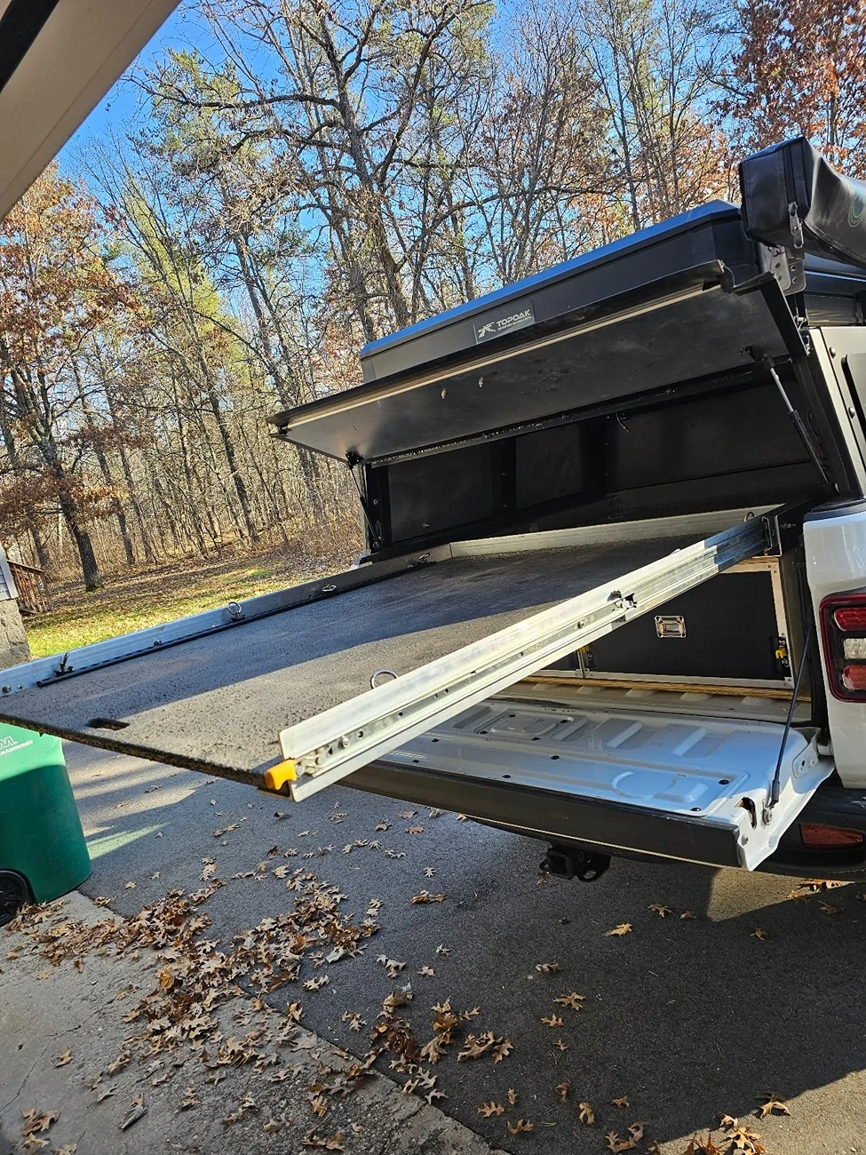 Jeep Gladiator Anyone recently add the new single drawer decked system? 20251112_141730