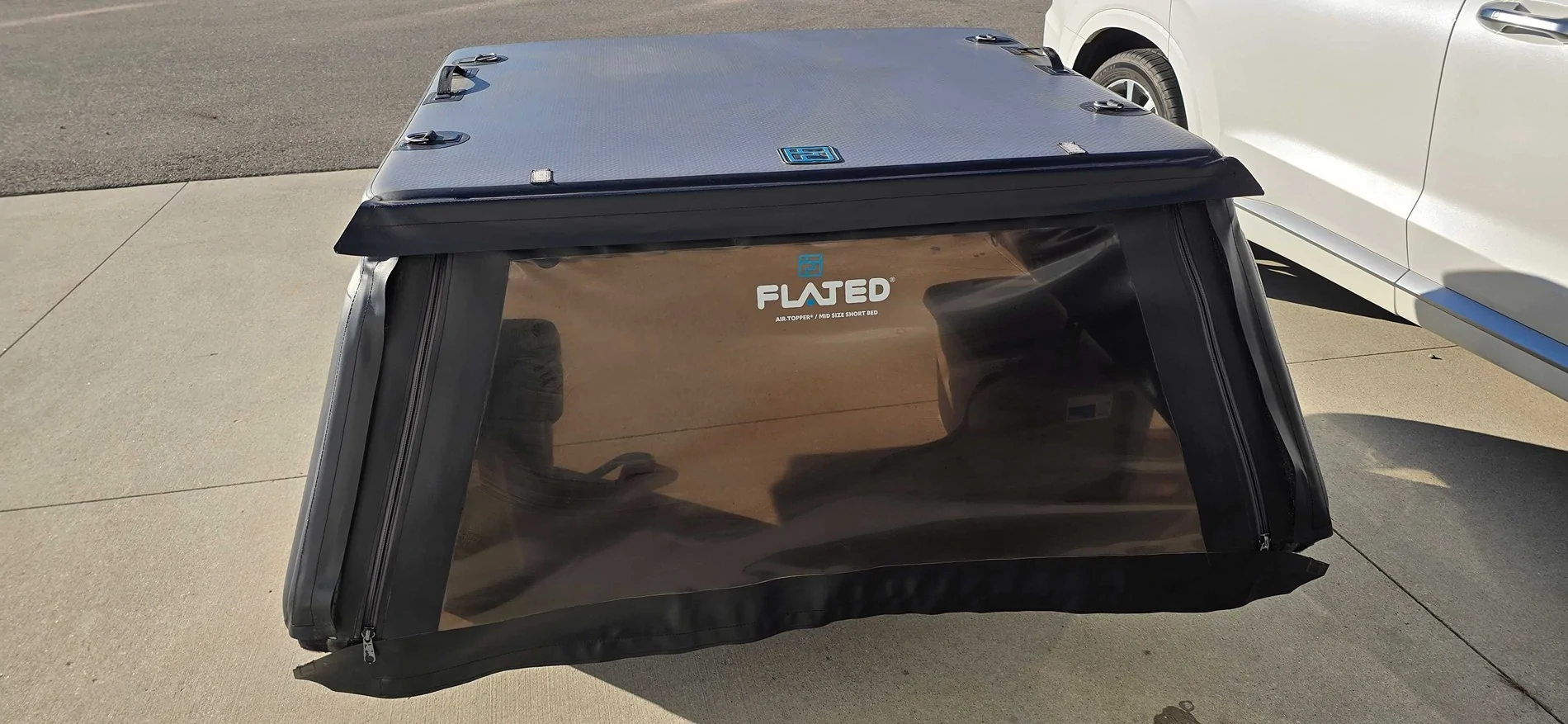 Jeep Gladiator Flated Topper, Great Condition $250, pickup only 20251117_151212