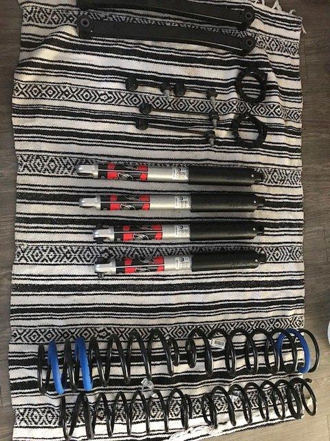 Jeep Gladiator Rubicon Suspension take offs fox shocks IMG_0955