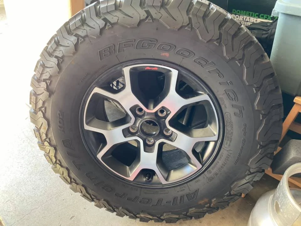 Jeep Gladiator (4) 35" Toyo Open Country AT2 Extreme Tires on JL Rubi Wheels.  Fifth on 33" BFG KO2, NO TPMS, $800 c-aqlfpwrrt5093nevlsvdnqb5xodyepm5ez2qzemaxw_qaw3r0l6voecvd2x7nem8d8k-_nc_ht-scontent-iad3-1-