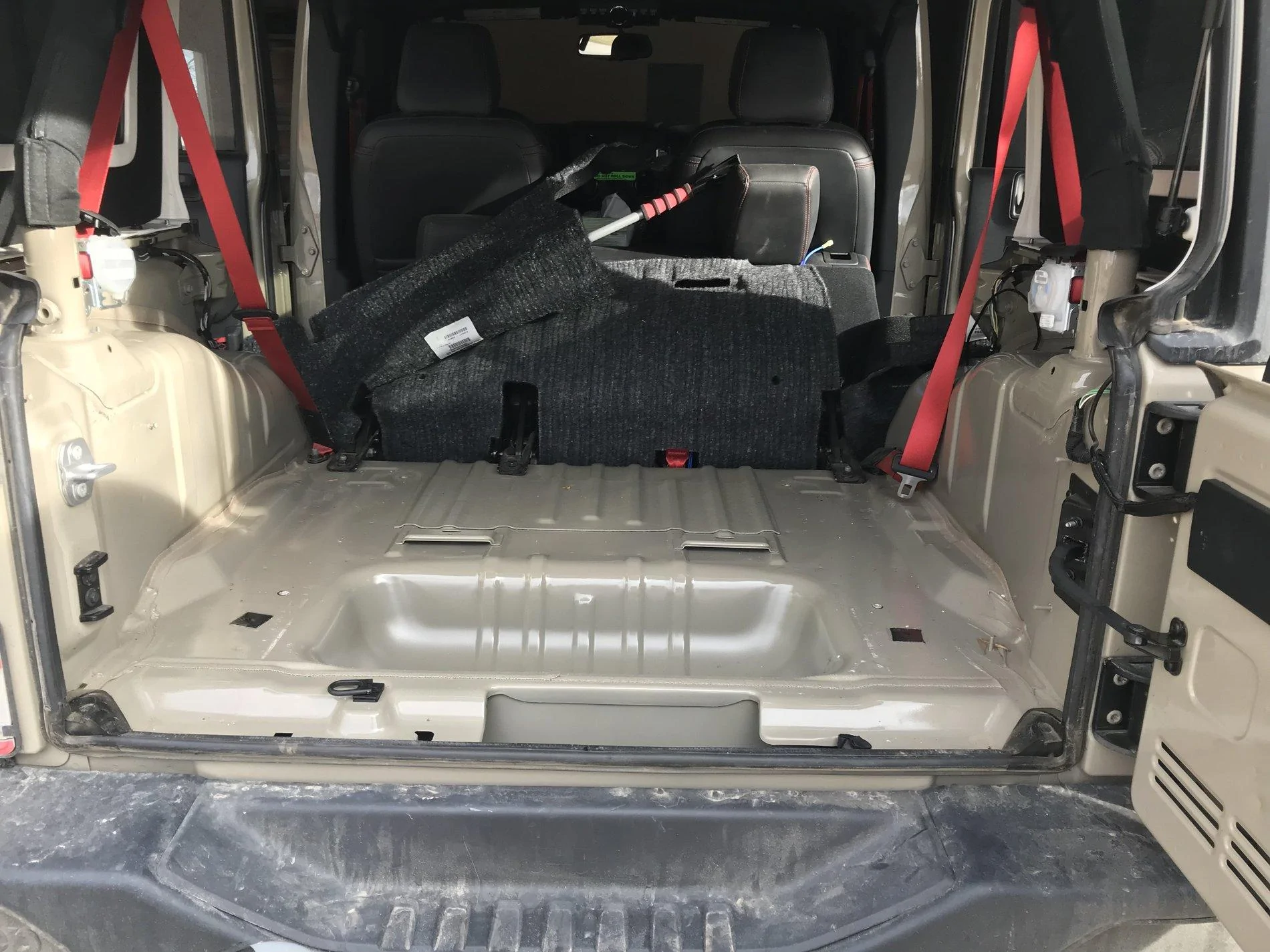 Jeep Gladiator Sound deadening 0F883E68-84CC-4A31-B30E-EA3C0E921069