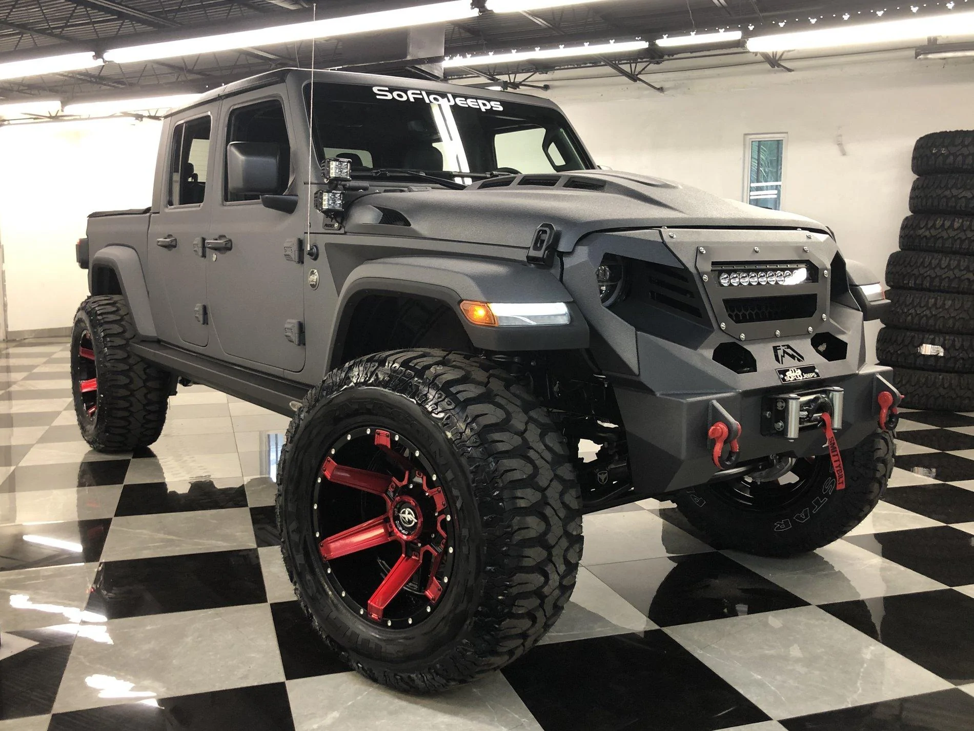 Jeep Gladiator Any one running 38’s and got pics ? 1A8D0868-BDEA-4FFC-AA01-143BE0627DD4