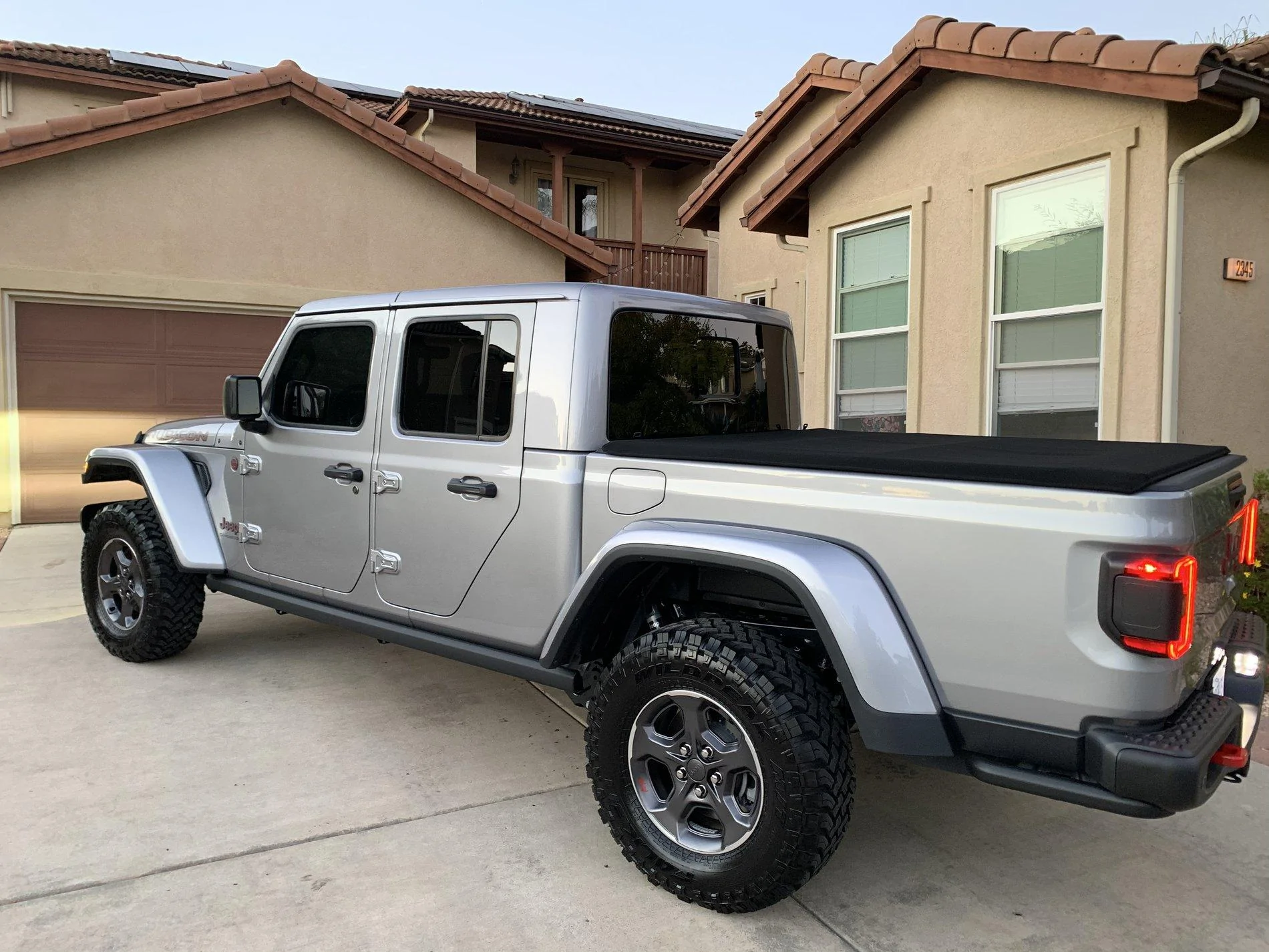 Jeep Gladiator 2020 Gladiator Rubicon - Billet Silver for Sale IMG_7960