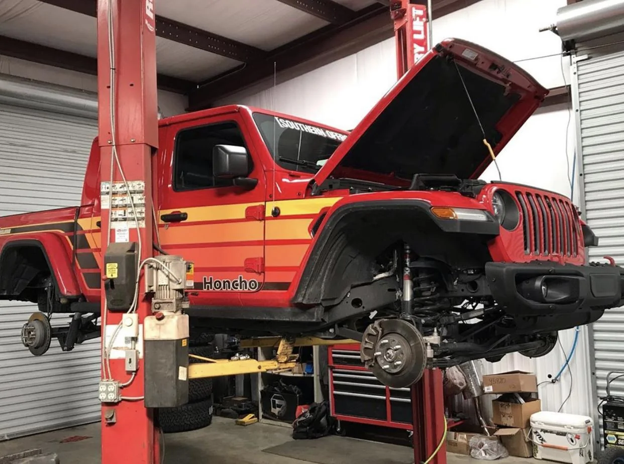 Jeep Gladiator FIRECRACKER RED Gladiator JT Club 66A304AD-A053-452D-9EB9-592912B7BBE7
