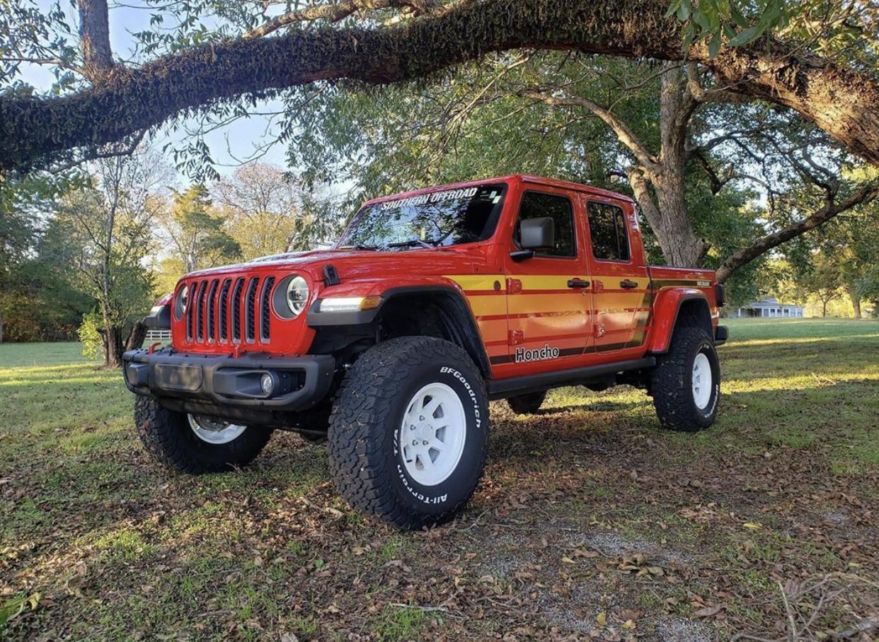 Jeep Gladiator FIRECRACKER RED Gladiator JT Club 4BA17FAE-41B6-4B15-B671-5B1ED5AF247E