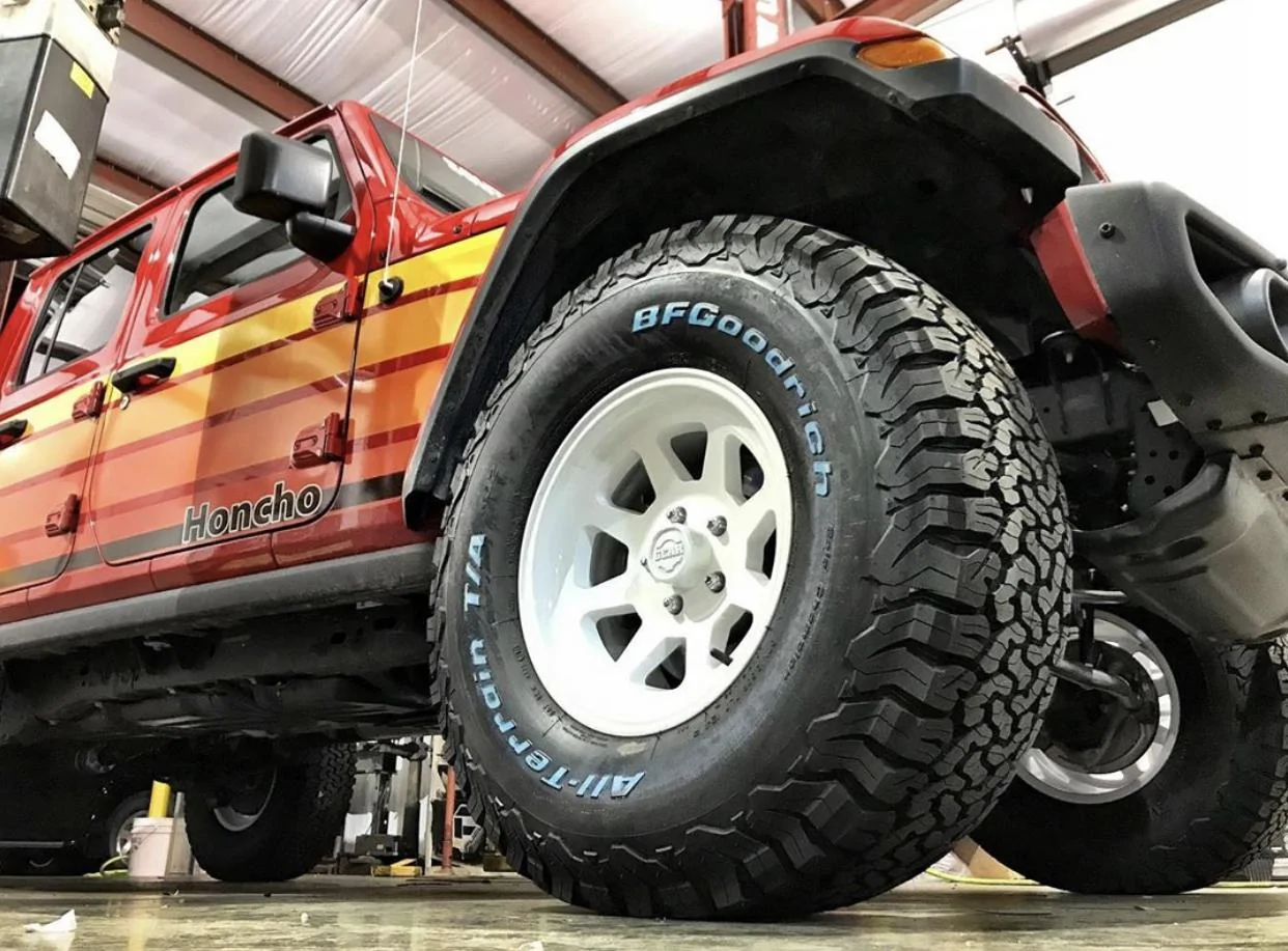 Jeep Gladiator BRIGHT WHITE Gladiator JT Club 6D7E79CA-9BA4-41E4-9C59-0E60A1D5BB3A