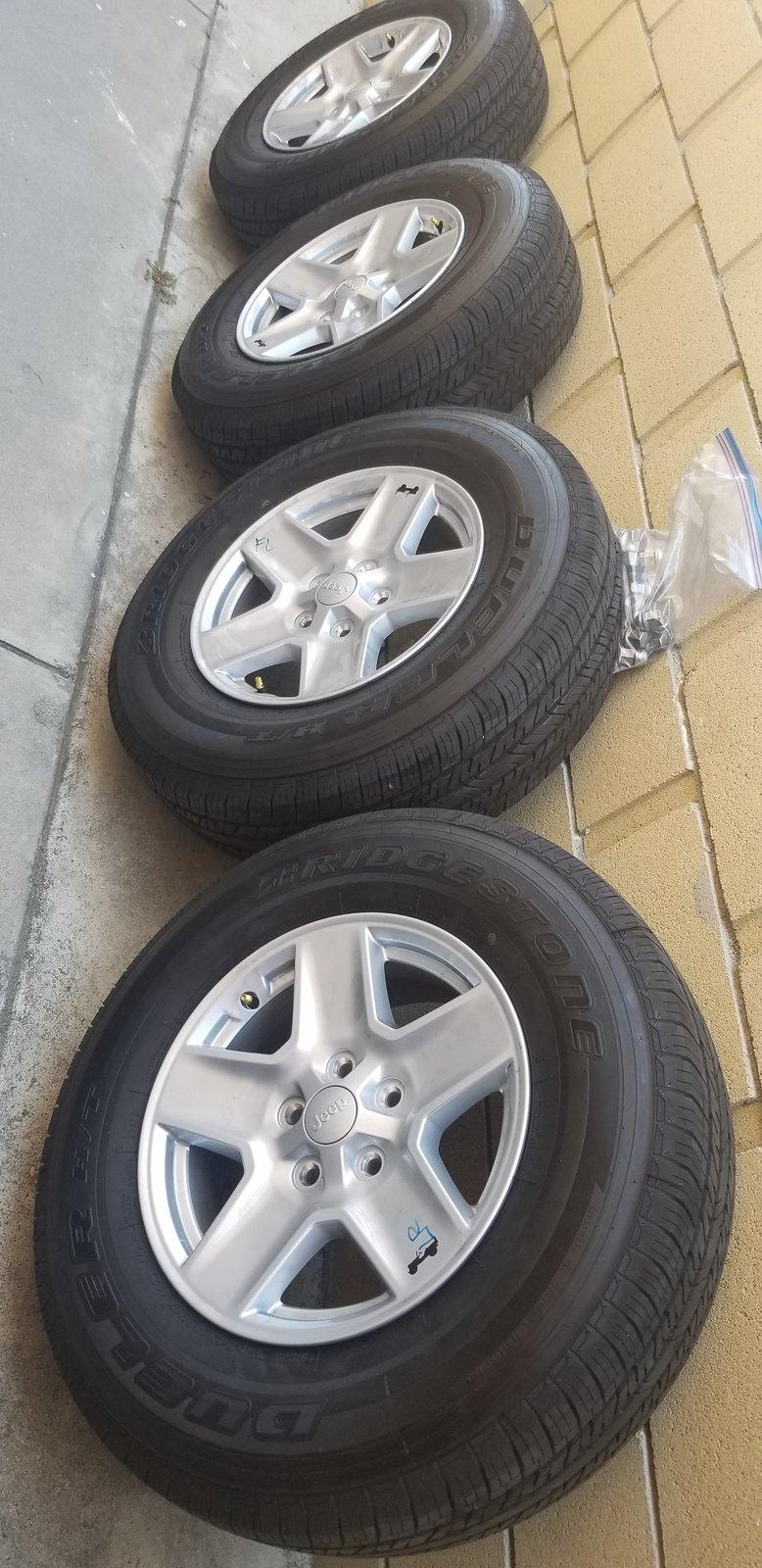 Jeep Gladiator BRAND NEW !! 2020 JEEP GLADIATOR SPORT (JT) 17" FACTORY WHEELS/TIRES 20190627_160842 (1)