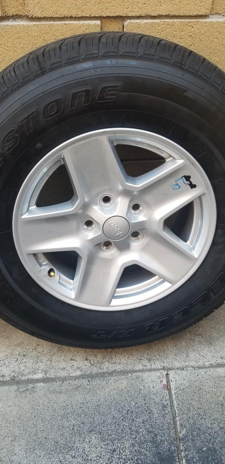 Jeep Gladiator BRAND NEW !! 2020 JEEP GLADIATOR SPORT (JT) 17" FACTORY WHEELS/TIRES 20190627_160919