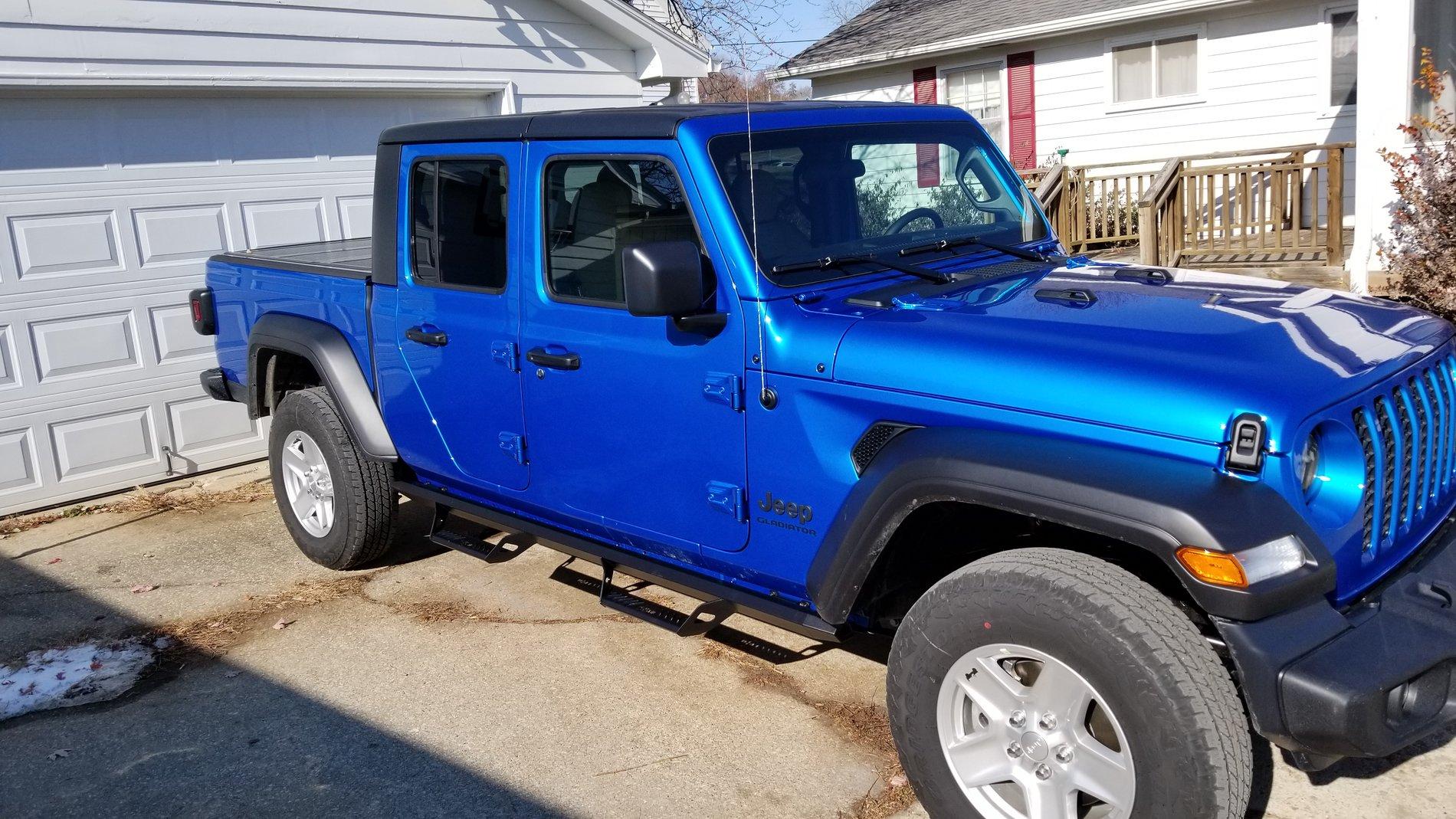 Jeep Gladiator Anyone else DIY install N-FAB Predator Pro steps? 20191114_111155