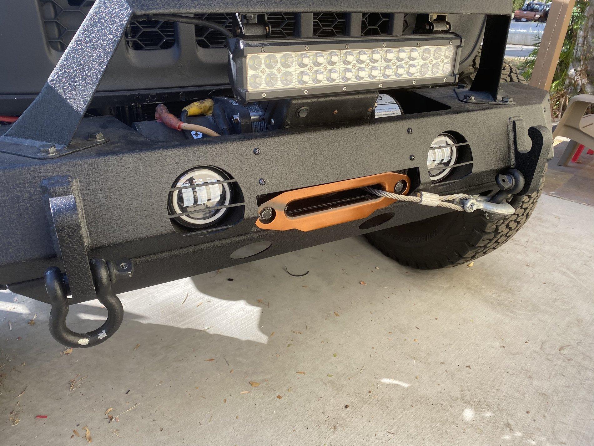 Jeep Gladiator UPDATED- 8/6/2021 Bright white Sport-S Max Tow Build 27FD6715-5926-4698-B9D2-94C48D0193D4