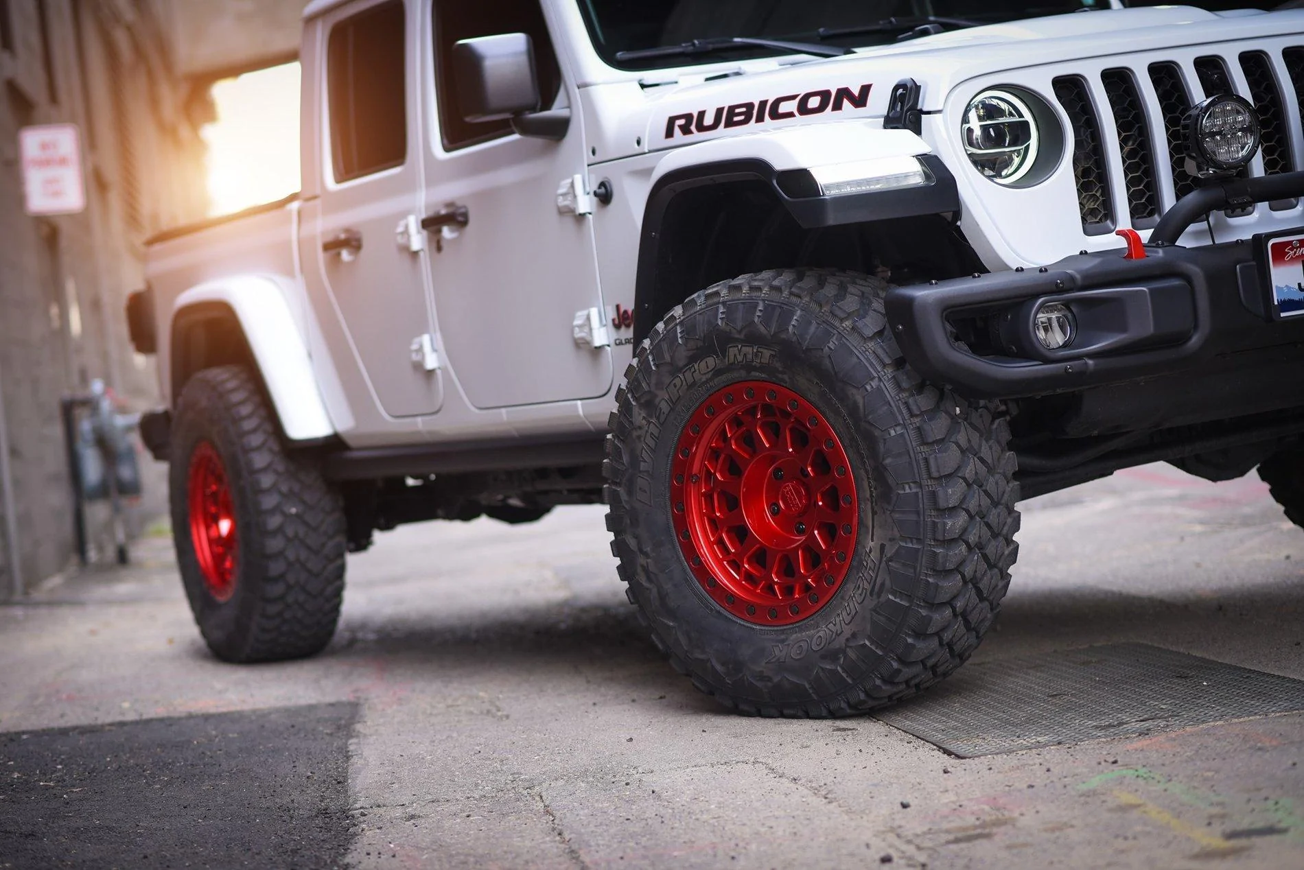 Jeep Gladiator ALL NEW WHEELS BLACK RHINO 76747525_10218373679871838_4473824766590976000_o