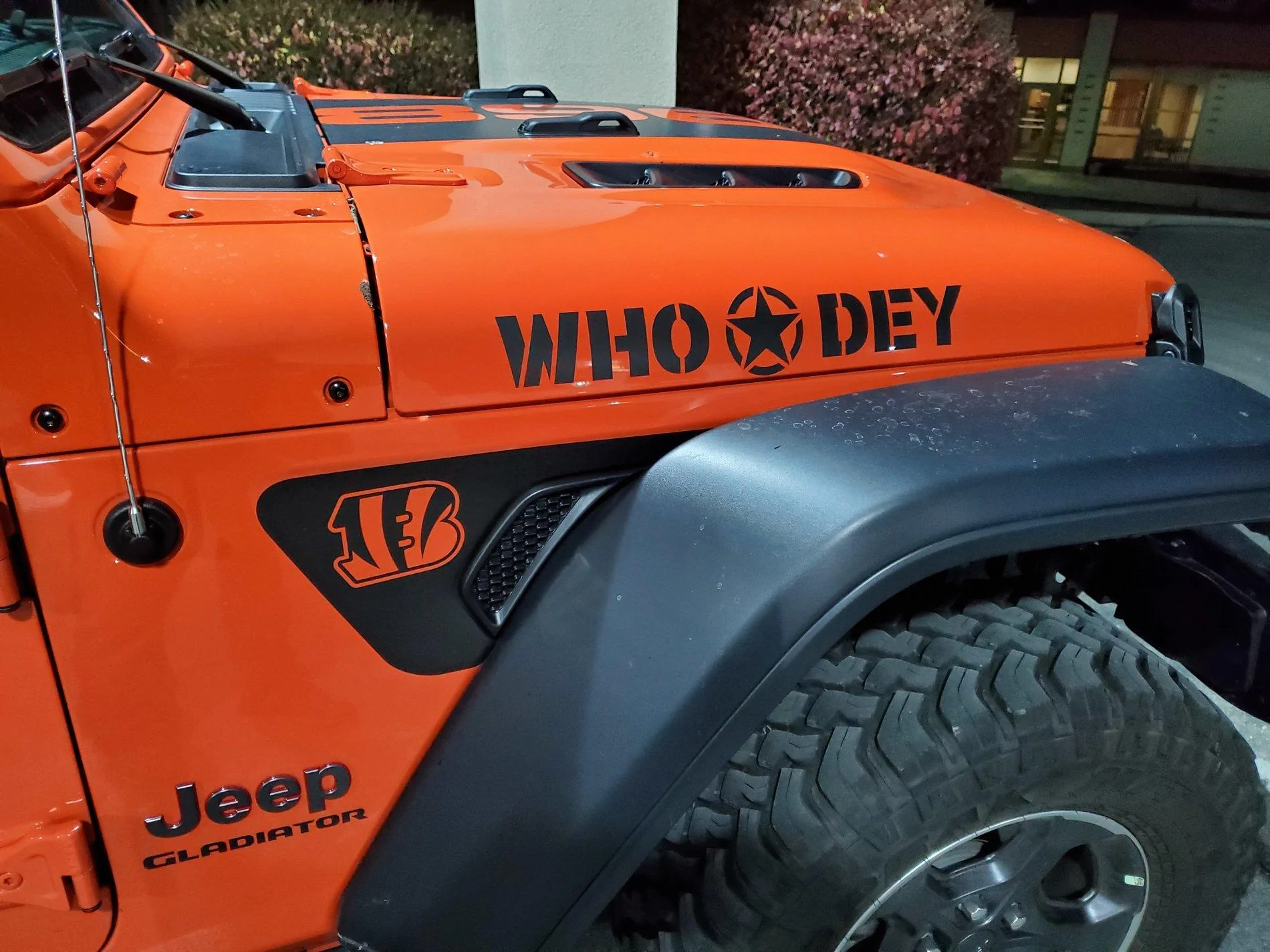 Jeep Gladiator Vinyl wrap accents 20191115_013013