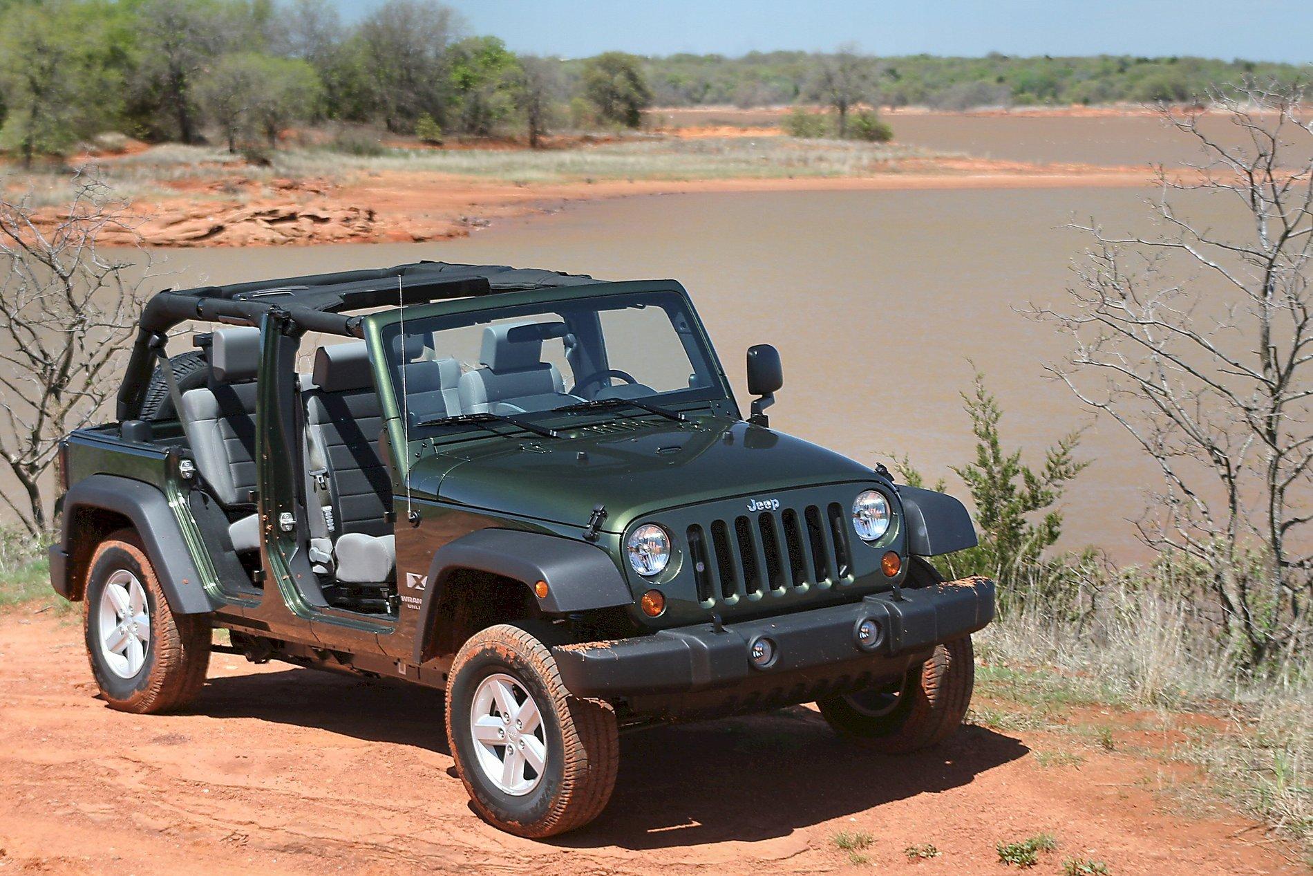 Jeep Gladiator New guy here - doing research on Gladiators which will be my first Jeep. Jeep at Stanley Draper Lake, Mar 07, 8941