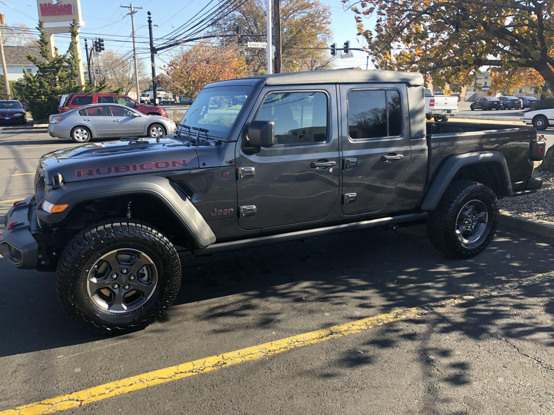 Jeep Gladiator New Member here. 54D43710-1D77-4999-8B51-B3DABB50482E