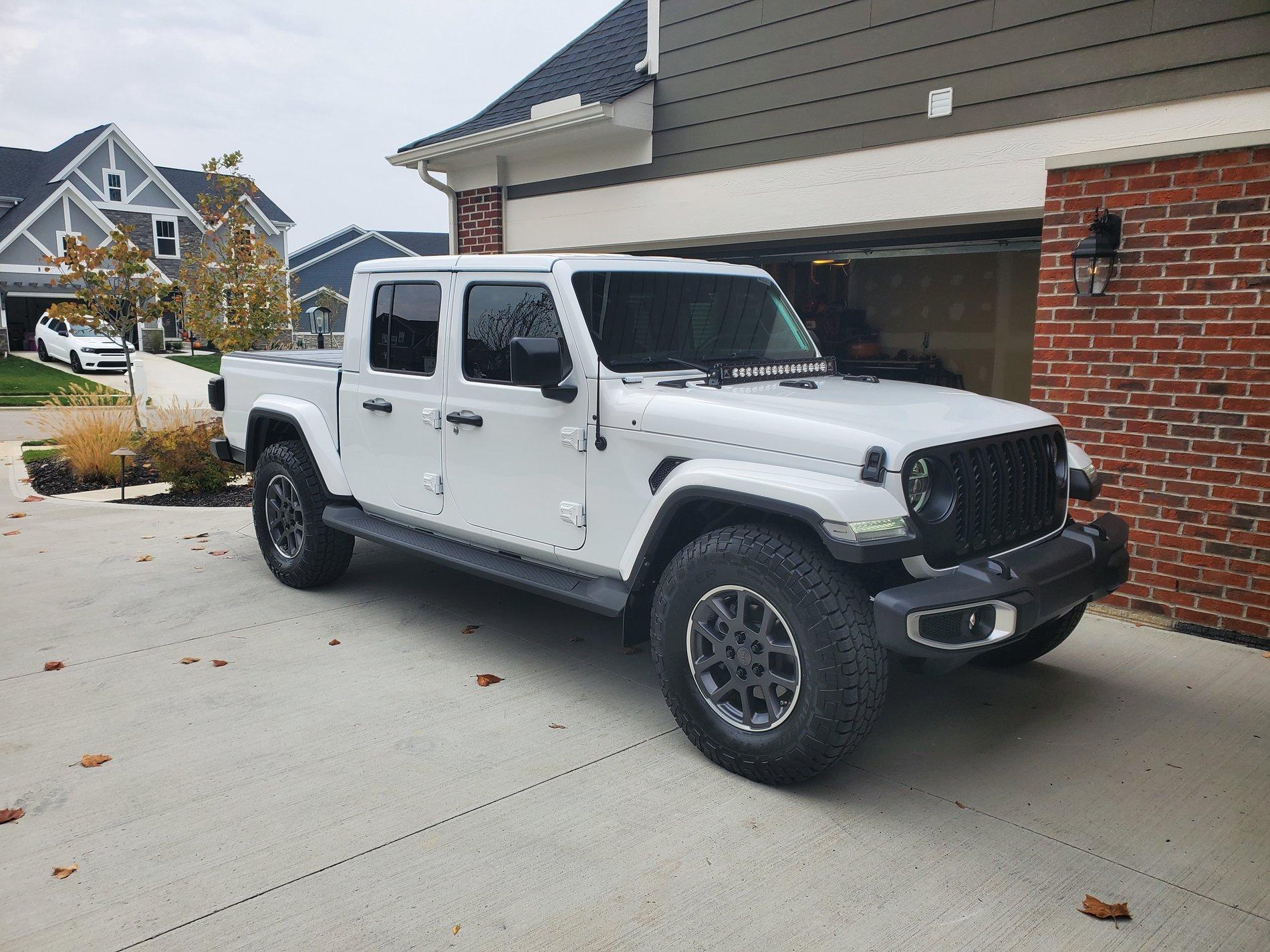 Jeep Gladiator 35's, no lift? 20191030_113553