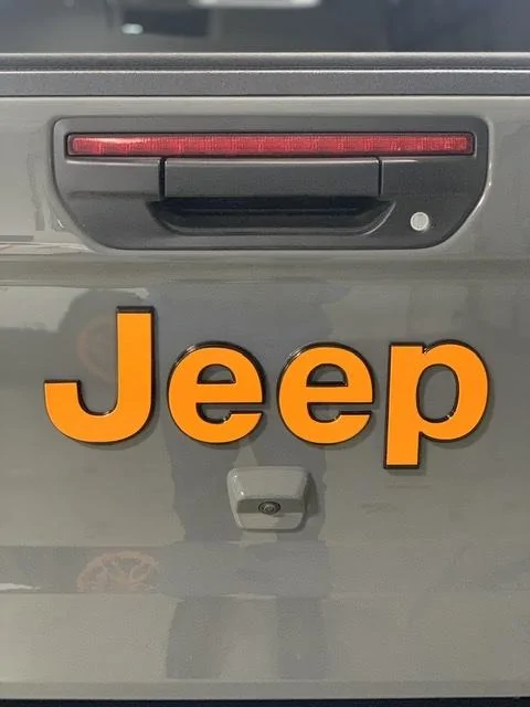 Jeep Gladiator STING GRAY Gladiator JT Club A13DE8B7-31C9-4FB3-816E-7563A625AE51