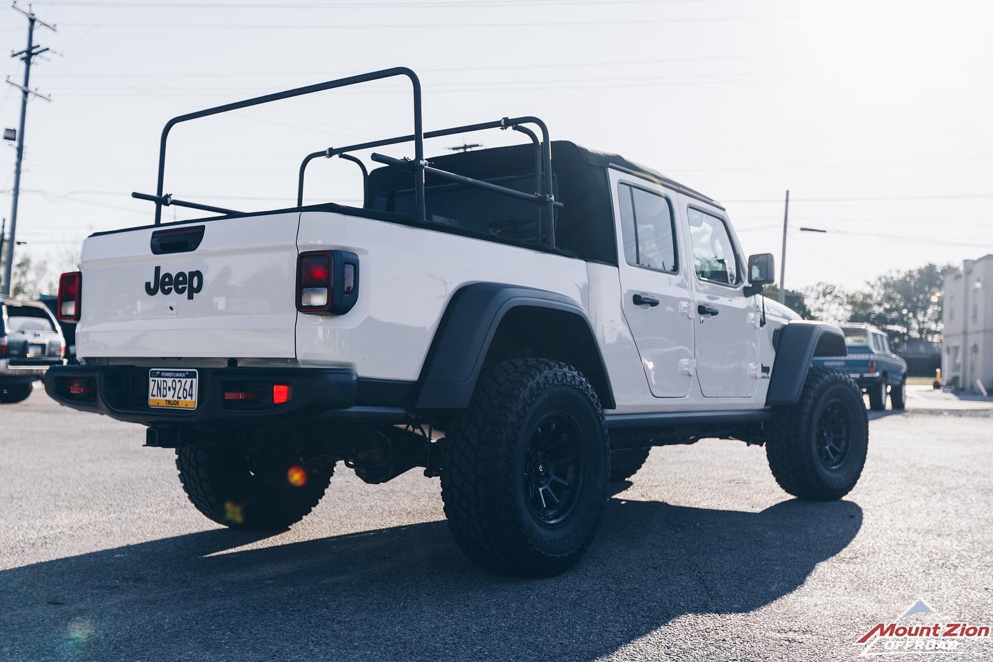 Jeep Gladiator Family build but my son might be too young... 74237016_3670223682991463_1987167933477945344_o